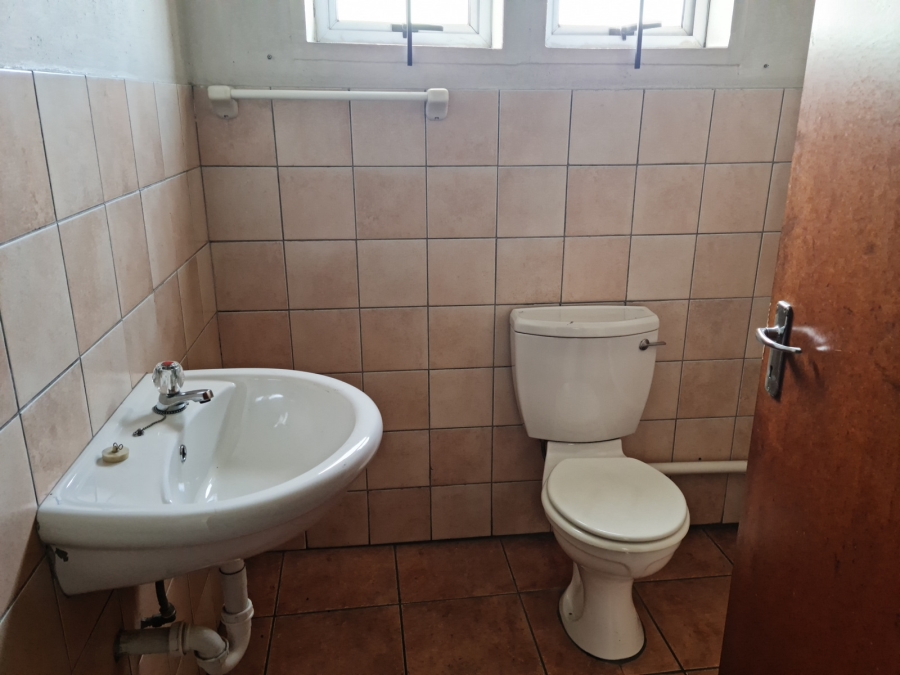 Commercial Property for Sale in Blackheath Industrial Western Cape